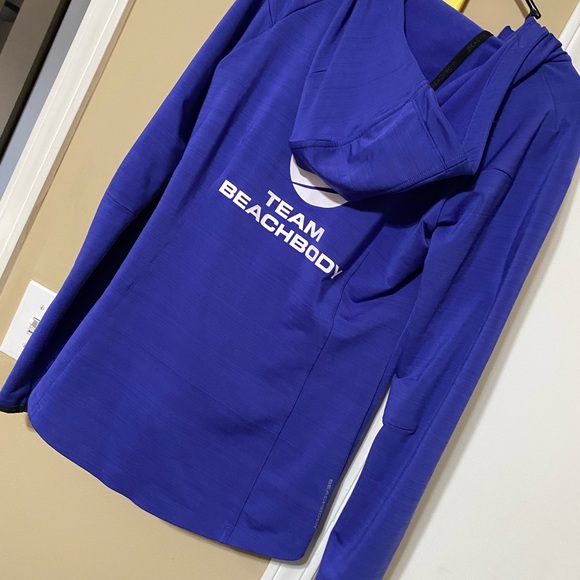 Blue Team Beachbody Hooded Full Zip Jacket - Picture 6 of 7